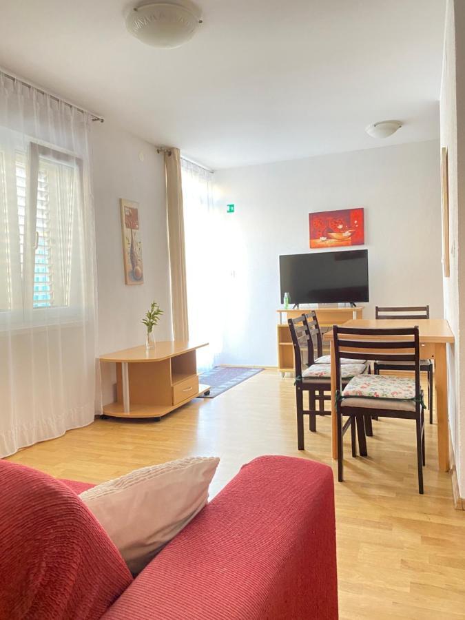 D.O.O. Yury Apartment Trogir Exterior photo