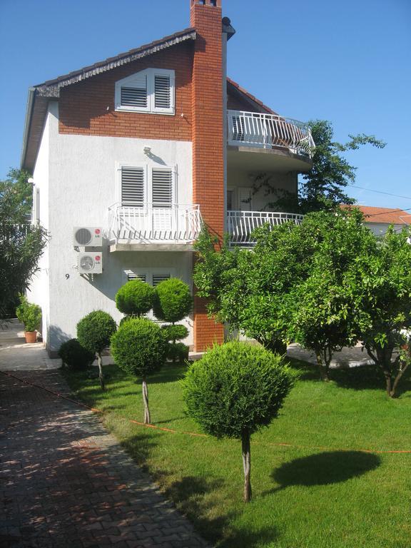 D.O.O. Yury Apartment Trogir Exterior photo